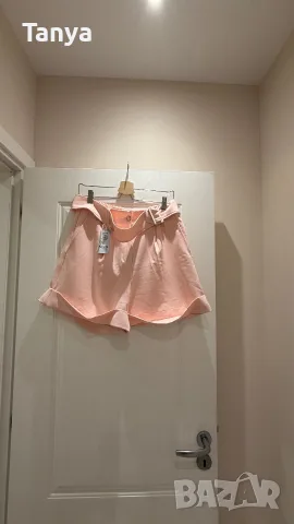 Дрехи марка Guess с етикет и като нови, снимка 2 - Рокли - 56240295