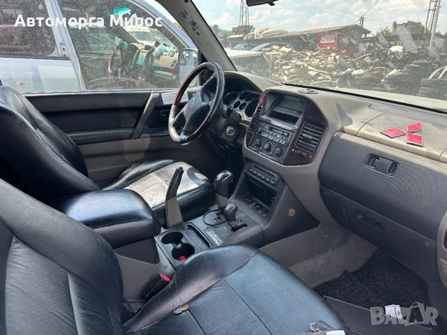 Mitsubishi Pajero , снимка 7 - Автомобили и джипове - 50938769