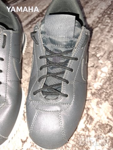 Nike  Дамски Маратонки 37.5 , снимка 2 - Маратонки - 42289707