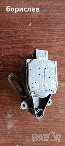 Моторче клапи за голф 4 