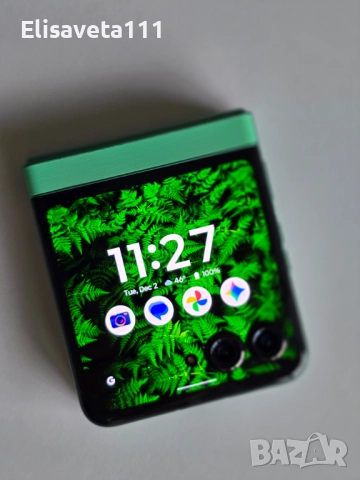 Зелен Motorola RAZR 2025 (RAZR 60) като нов