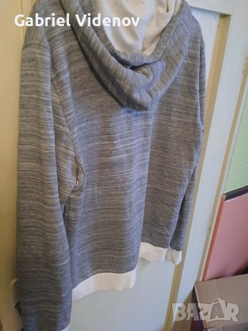 Мъжки суйтчар Hugo Boss. , снимка 2 - Суичъри - 52865796