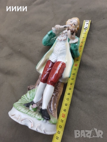 Порцеланова статуетка фигурка цигулар, снимка 4 - Антикварни и старинни предмети - 52222831