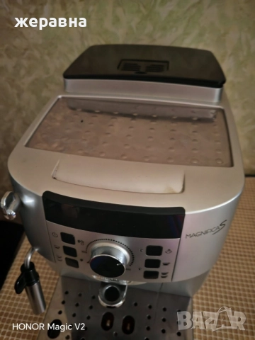 Delonghi ECAM 22.110.SB Magnifica S , снимка 4 - Кафемашини - 52477290