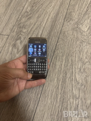 Nokia E71 metal E series Англ меню, снимка 3 - Nokia - 56202242