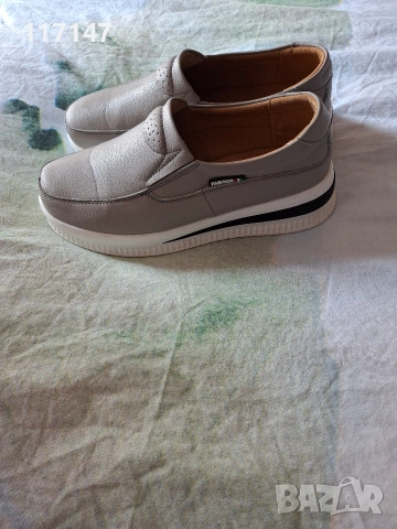 страхотни тпортни обувки номер 39, снимка 3 - Дамски ежедневни обувки - 53719749