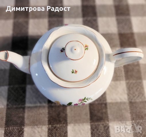 Порцеланов чайник с капаче от 1954г! Без забележки! , снимка 3 - Сервизи - 44241514