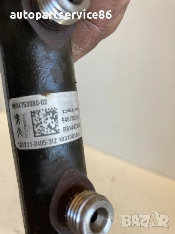 Горивна рейка с датчик за Peugeot 5008 1.6 HDI (2013) 9684753080, снимка 2 - Части - 53743200