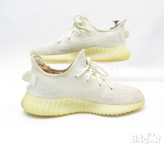 оригинални маратонки  Adidas Yeezy Boost 350 V2 Cream White Triple Core  номер 44 -45 1/3  