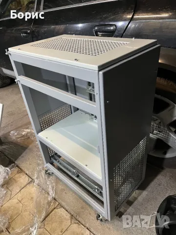 Два Електро шкафа на колела с врати, снимка 4 - Други машини и части - 49142295