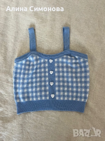 Син кариран плетен кроп топ XS 💙🤍, снимка 2 - Корсети, бюстиета, топове - 53599635