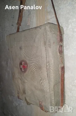 Медицинска чанта с червен
кръст/аптечка/1бр, снимка 2 - Други ценни предмети - 49886263