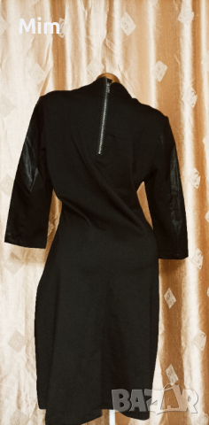 М/ L Черна рокля от кожа и стегнато трико с дълъг ръкав, снимка 4 - Рокли - 36253914
