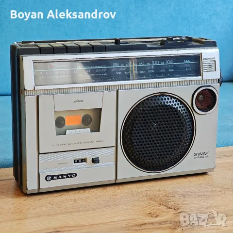 Радиокасетофон Sanyo M2429FZ (1982 г.), снимка 6 - Радиокасетофони, транзистори - 55875673