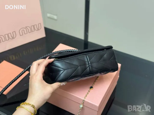 Miu Miu Belair Дамска чанта, кожа , снимка 9 - Чанти - 56010052