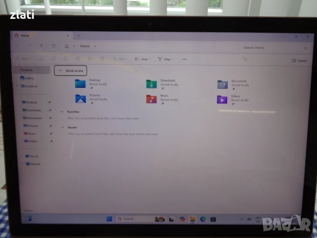 Microsoft Surface Book Gen 1- i7-6600U/RAM 16GB/SSD 512GB/резолюция 3000x2000 с Пукнат екран, снимка 11 - Лаптопи за дома - 50467352