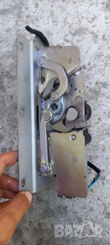 Моторче гюрюк Audi A4 B7 Cabrio, снимка 3 - Части - 41509411