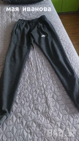 Долнище Nike 164 см, снимка 3 - Детски анцузи и суичери - 45276159