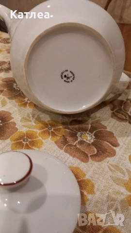 Порцеланов чайник , снимка 5 - Сервизи - 53638788