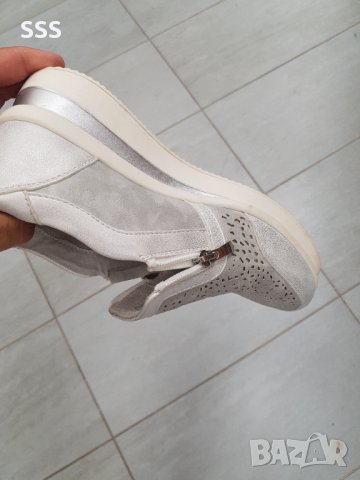 Обувки, снимка 2 - Дамски ежедневни обувки - 41601190