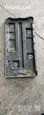 Стойка за акумулатор за пасат б6 