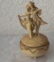 Стара кутийка Италия, интересна голяма антикварна статуетка, друга фигура - целувка, любов, снимка 3