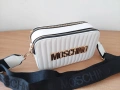 Бяла чанта Moschino - BSG10, снимка 2