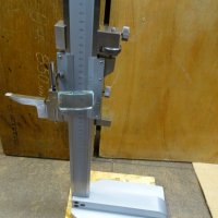 Високомер Mitutoyo 520-157 vernier height gage 0-1000 mm, снимка 9 - Други инструменти - 39050763