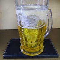 Халба чаша средна тумбеста - изглежда винаги пълна , замръзва в камерата и се пие ледена бира, снимка 2 - Декорация за дома - 41144843
