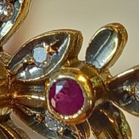 Златен кръст с рубини и брилянти уникат, снимка 11 - Колиета, медальони, синджири - 39145865