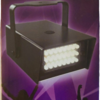 Мощен преносим LED Диско Стробоскоп/захранван с 2хАА батерии/4 режима, снимка 2 - Лед осветление - 44508686
