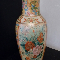 Порцеланова ваза, снимка 2 - Вази - 36358655
