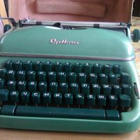 Стара пишеща машина Оптима, снимка 1 - Антикварни и старинни предмети - 35669947