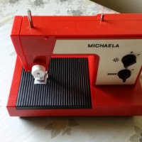 Детска шевна машина MIchaela, снимка 1 - Антикварни и старинни предмети - 41349036