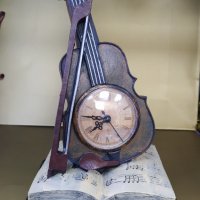 Декорация музикални инструменти- Цигулка часовник върху книга с ноти , снимка 2 - Декорация за дома - 41145031