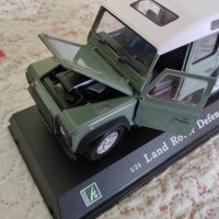 Модел на Land Rover Defender 1/24, макет на автомобил, снимка 2 - Други ценни предмети - 42510794