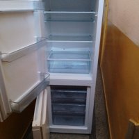 Продавам хладилник с долна камера Горение, снимка 1 - Хладилници - 41982564