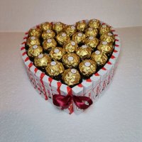 Киндер торти , снимка 2 - Романтични подаръци - 42339425
