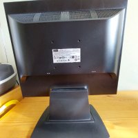 Продавам отлично запазан LCD монитор CTX, 17", снимка 4 - За дома - 40364463