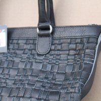 Нова дамска чанта от естествена кожа, снимка 7 - Чанти - 42406720