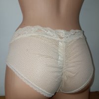 Passionata M-Фини  секси бикини в телесен цвят, снимка 8 - Бельо - 39872422