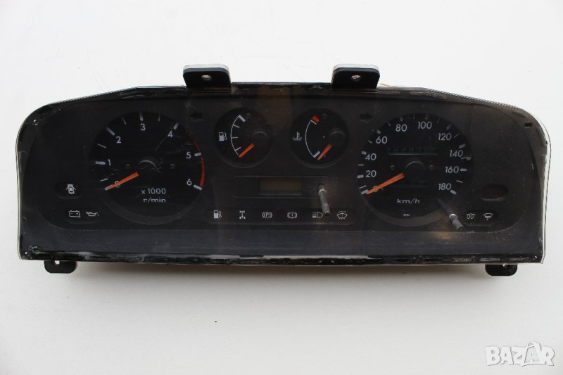 Километраж, оборотомер Нисан терано 2.7 96г Nissan terrano 2.7 1996, снимка 1