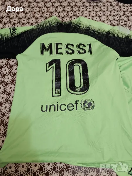 Футболен екип Меси + подарък тениска на Роналдо , снимка 1