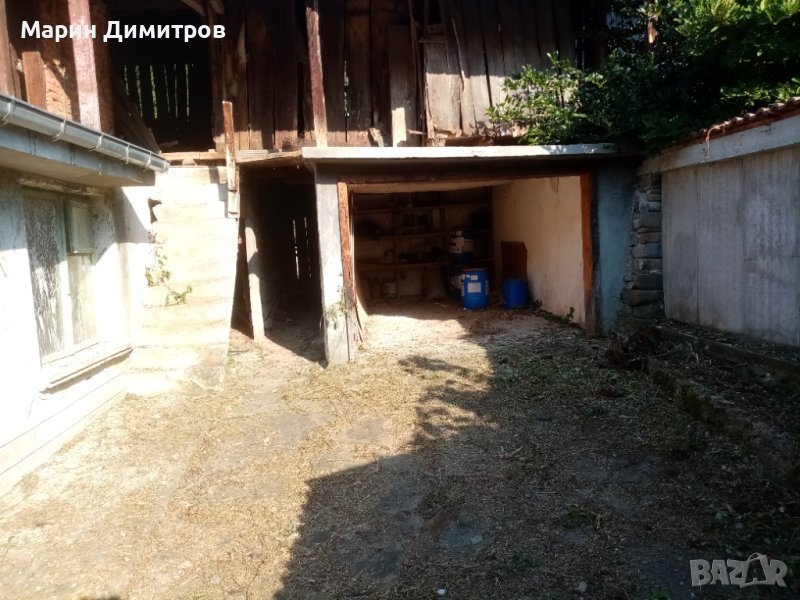Продавам къща с двор до Троянския манастир , снимка 1