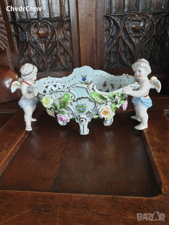 Meissen фигурална ажурна фруктиера 32см/стара Майсен порцеланова жардениера с херувими, снимка 1