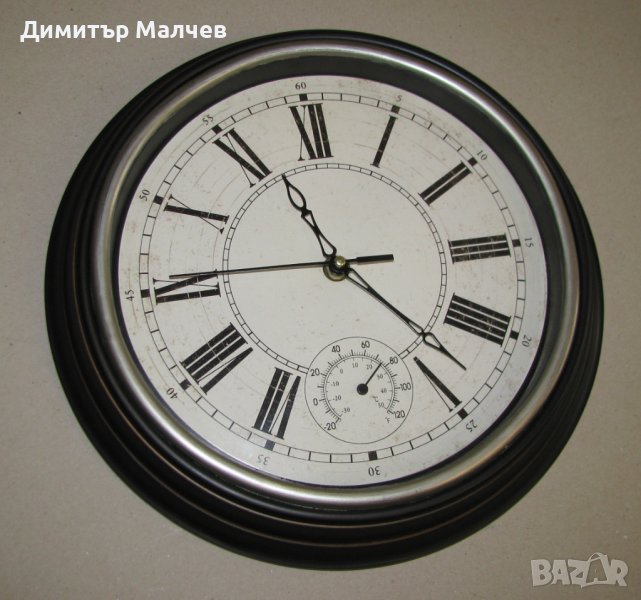 Пластмасов стенен часовник ретро 30 см кварцов, с термометър, отличен, снимка 1