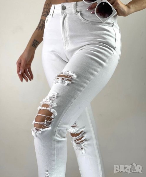 Дамски бели накъсани дънки !, снимка 1