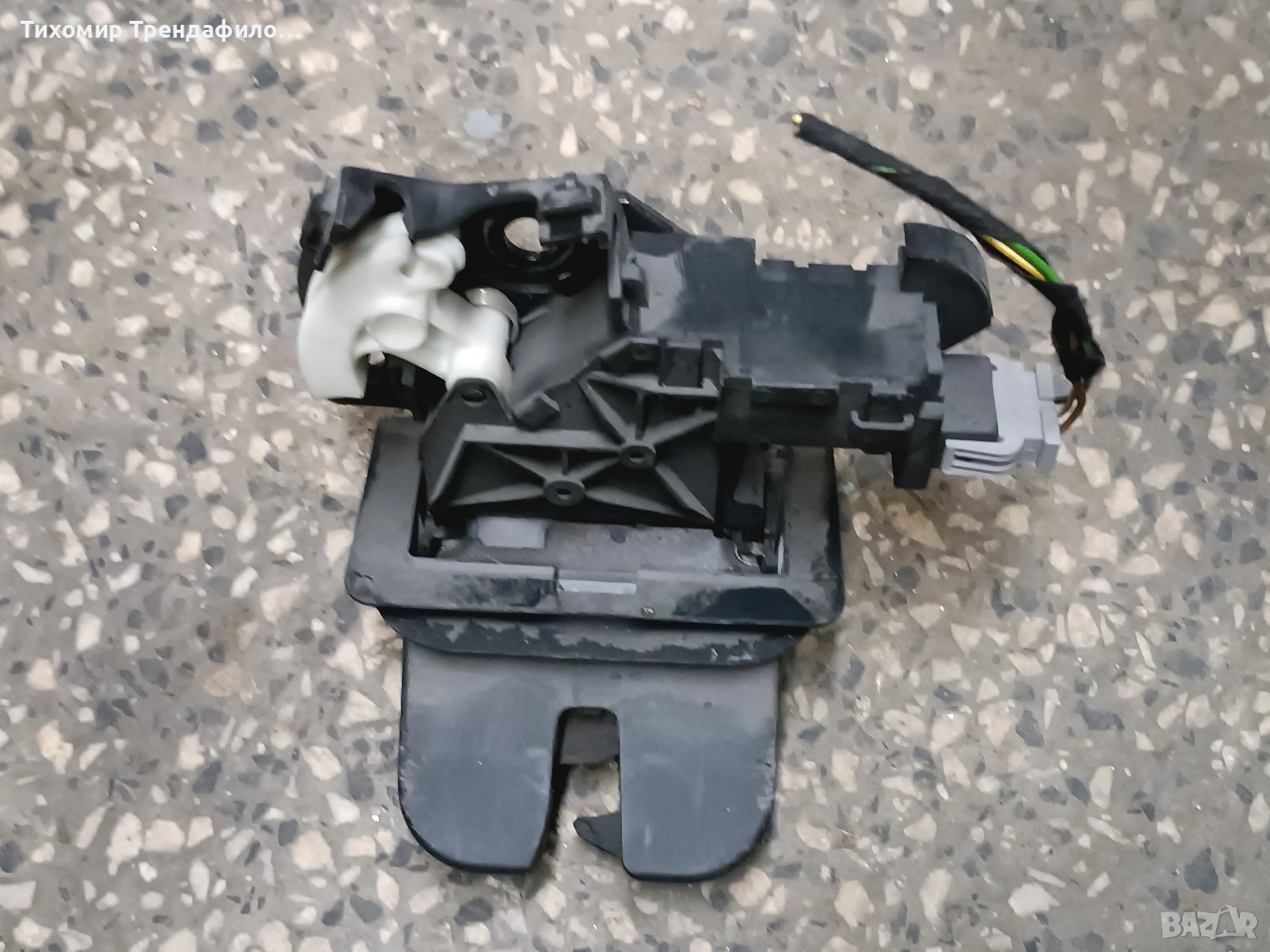 AUDI A6 C6 Брава багажник 8P4827505B , 8P4 827 505, снимка 1