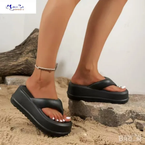 Черни олекотени джапанки на платформа, снимка 1