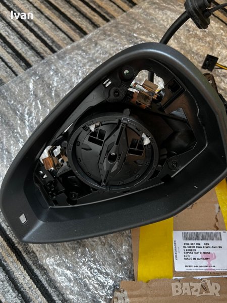 Ляво огледало за Audi A4 , снимка 1